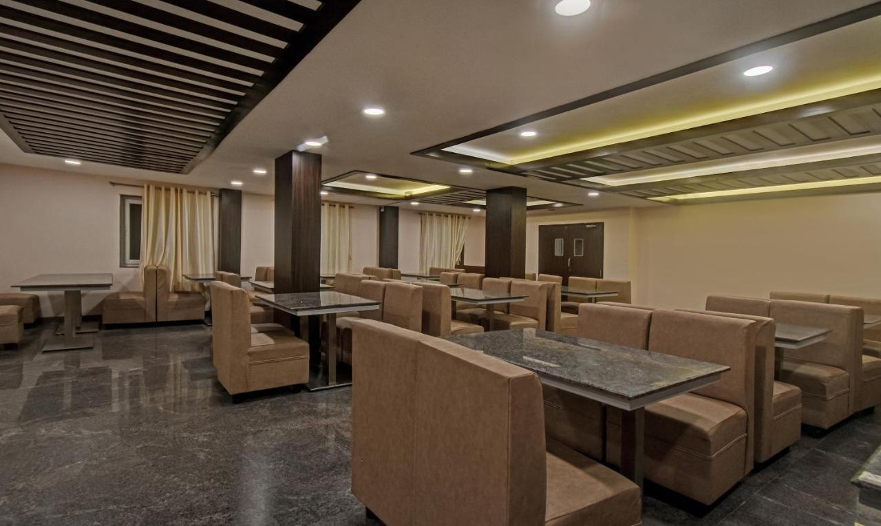 Treebo Trend Palm Tree Hotel Chennai Exterior foto