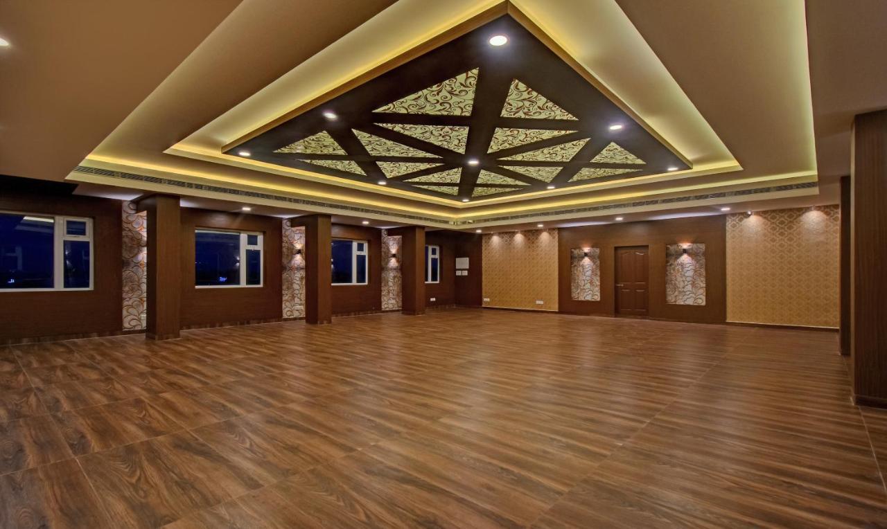 Treebo Trend Palm Tree Hotel Chennai Exterior foto