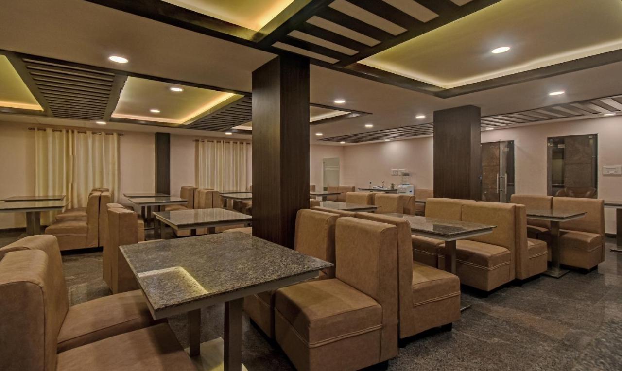 Treebo Trend Palm Tree Hotel Chennai Exterior foto
